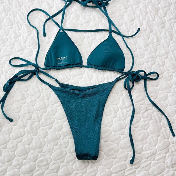 ONEONE Ariel Set Top & Bottom in Teal Size Small - Picture 3 of 6